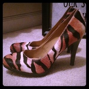 Brand new! Animal print heels